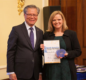 Dr Lisa Beatty and Governor of South Australia, Hieu Van Le